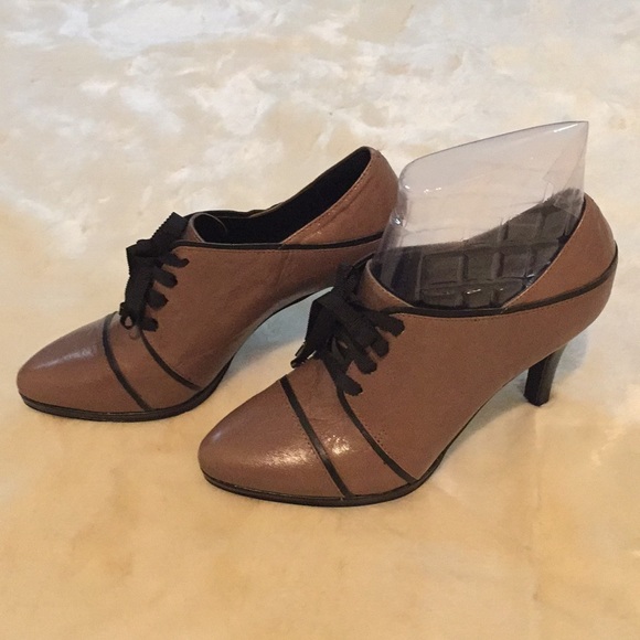 Tahari Shoes - NWOT - Tahari Shoes